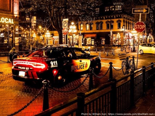 Crime Control Effects of a Police Substation Within a Business-Improvement District: A Quasi-Experimental Synthetic Control&nbsp;Evaluation